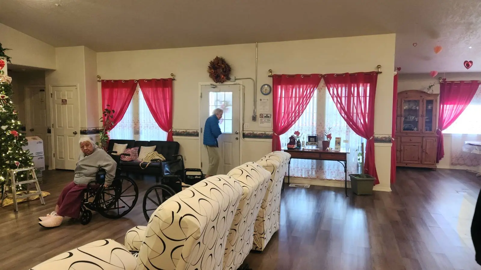 Lovelock interior