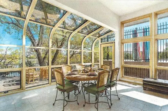 Golden Life interior