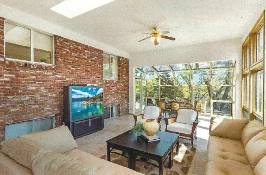 Golden Life interior