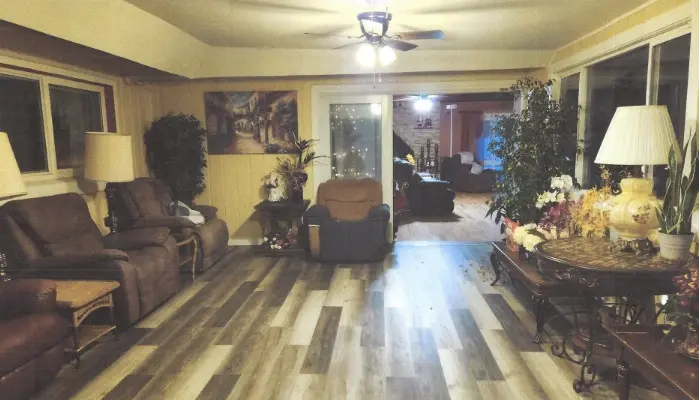Lucky Life interior